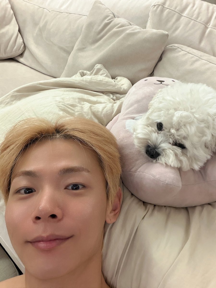 bychii__'s tweet photo. D+30❤︎ https://t.co/Lww4Q0iGcQ