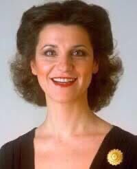 makalahmet's tweet photo. THEODORAKİS 101 YAŞINDA… 🌿🌼
Mikis Theodorakis’in 101. yaşgününü, Yannis Ritsos’un dizeleri üzerine şarkısıyla ve memleketlisi mezzo-soprano Agnes Baltsa’nın emsâlsiz yorumuyla kutluyorum: “Mayıs’ta Bir Gün”. Müziğinizle nice 101 yaşlara üstad… 🌿🌼
https://t.co/3QFR4H87ey https://t.co/NljWSHPYRk