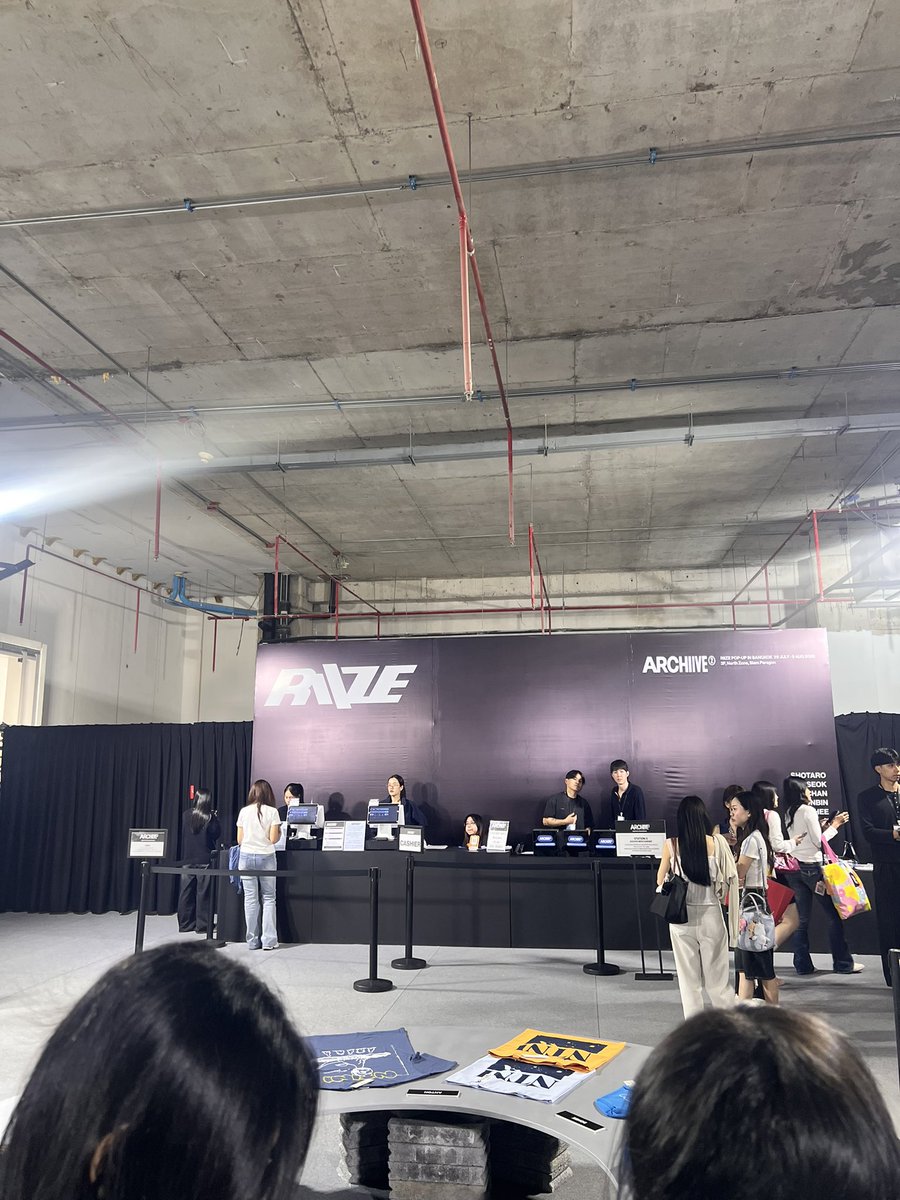 skyfallin_'s tweet photo. หิ้วครบเรียบร้อยนะคะ ขอบคุณลูกค้าทุกท่านมากๆค่าาา #สกายฟอลอินรีวิว https://t.co/7fTS48GHVQ
