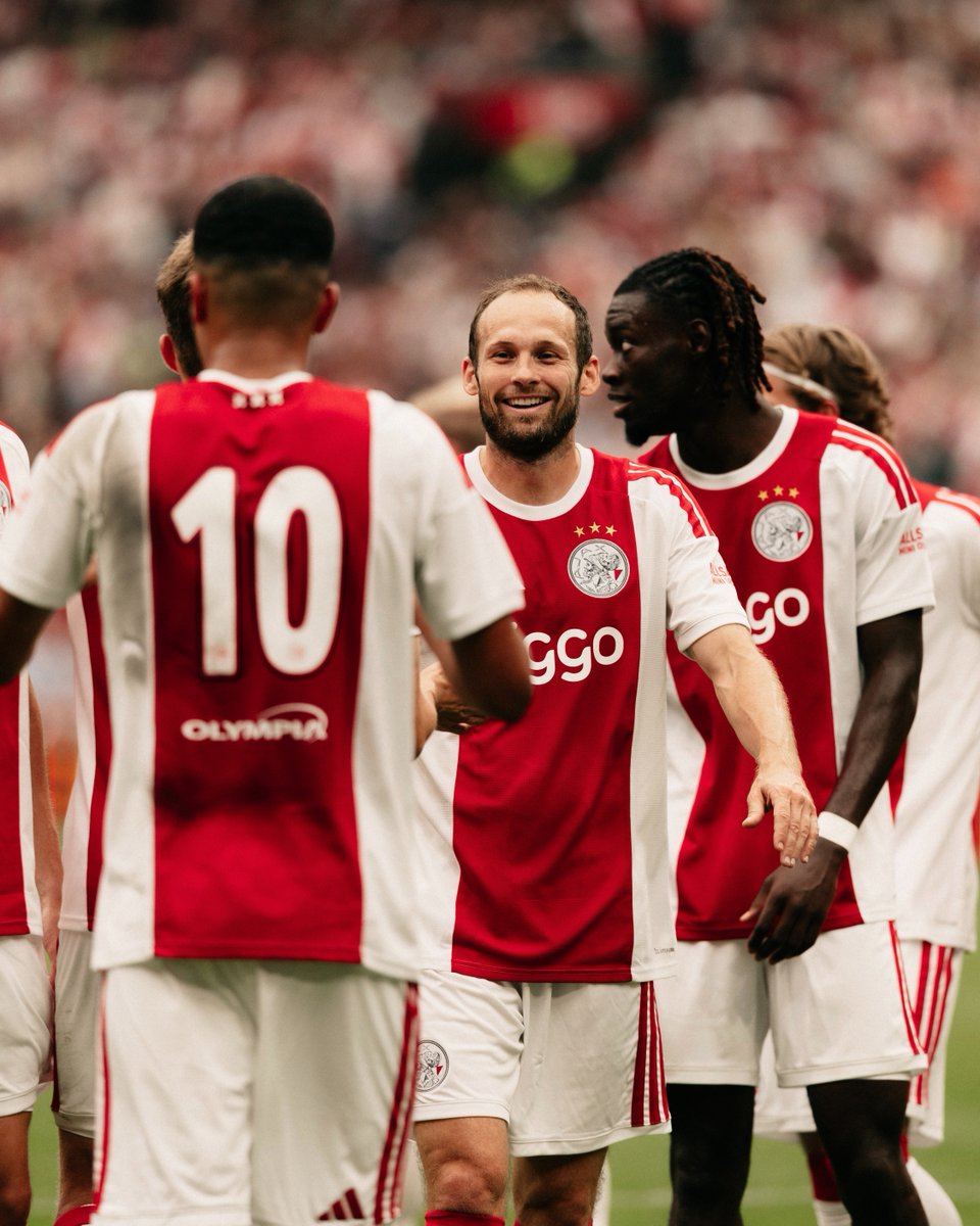 AFCAjax's tweet photo. Het oefenduel FC Volendam - Ajax is zondag live te zien op KIJK. Via de website, mobiele app of smart-tv app volg je het slotstuk van de voorbereiding (bijna) overal ter wereld van de eerste tot de laatste minuut via een livestream op dit platform.