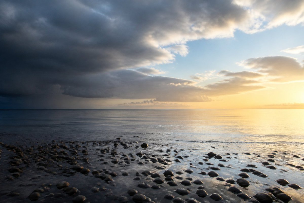 shiroiie's tweet photo. 礼拝メッセージ「癒しと解放」後半をYouTubeで公開しました。

恐れや不安の中にいたペテロも、聖霊によって変えられました。

あなたをさらに美しく輝かせるために、神様は今日も待っておられます。

ぜひご覧ください✨
https://t.co/HX2COYptpT https://t.co/cKQIA5r7DA