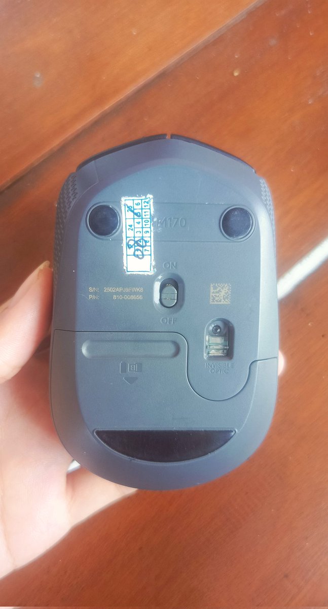 sakipny's tweet photo. WTS Logitech M170 Mouse Wireless

- Harga 80k
- Good condition
- Koneksi wireless stabil
- Minus box &amp; tinggal ganti baterai
- Bisa co via oren, dom solo

Minat langsung dm aja yaakk https://t.co/JpOqvw0ktO