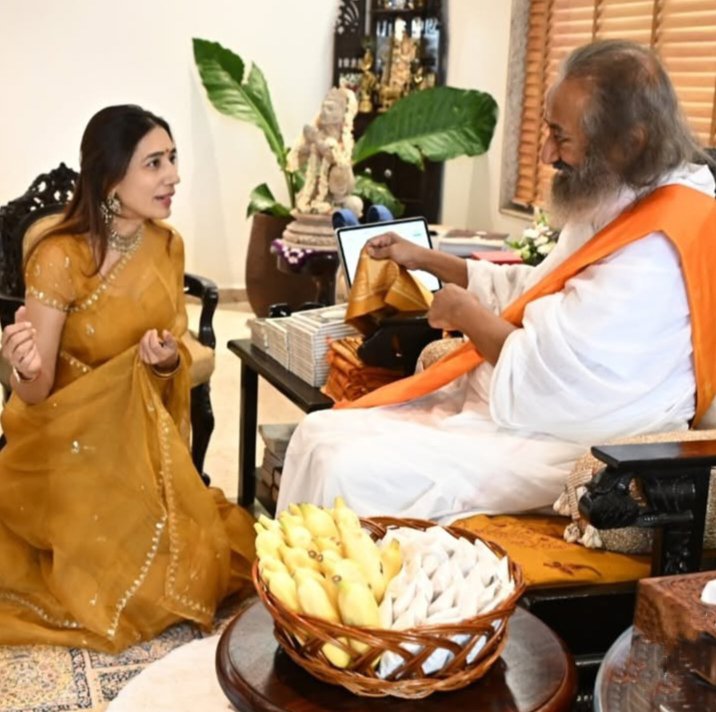 SajithkumarO's tweet photo. Guru poornima 🙏🙏🙏 https://t.co/Ov7PKzz3Ss