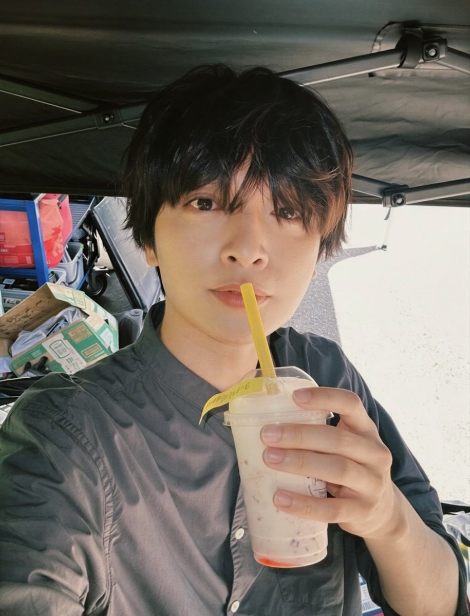 __m528__'s tweet photo. 玉さんのインスタのお店ポタティスよね???💛

#玉森インスタ https://t.co/7UBLqqpRA0