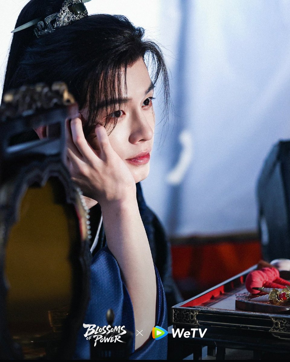 WeTVOfficial's tweet photo. Every corner holds a beautiful view. Every glance carries a feeling beyond words. 

🌺 #BlossomsofPower is streaming now on WeTV exclusively.

✨Starring #HeYu #MengZiyi (Listed in order of surname stroke count)

🔗👉🏻https://t.co/0X9shgAvOd

#百花杀 #何与 #孟子义 #WeTV #WeTVAlwaysMore
