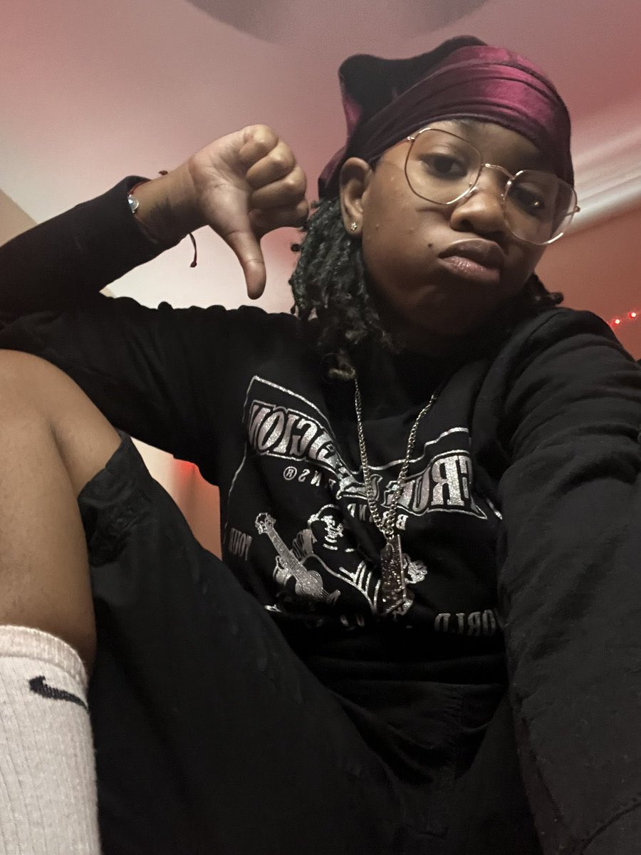 Urfavstud0's tweet photo. Wanna see this studpussy taking some grown bbc?
Doing a sale on tapes tn😁🤍

Snap : dlstudgirl Tele:https://t.co/8XYvnGd45i for menu 🫶🏾

#ebony #sellincontent #ebonyass #dlstud #dldyke #ebonytaboo #teen #lesbian https://t.co/iXXE0ulIpN
