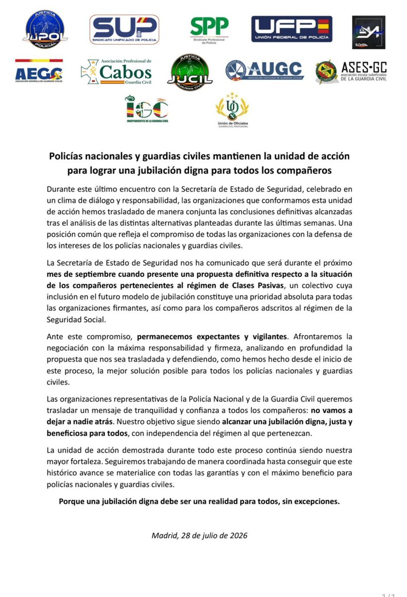 NatanEspinosa2's tweet photo. Ya lo advertimos y ayer se frenó una injusticia.

Todas las organizaciones rechazaron una propuesta que dejaba fuera a miles de policías y guardias de Clases Pasivas

Cuando se ofrecen parches, el resultado siempre es el mismo policías de 1° y de 2°
👇
https://t.co/AribyFmQVK https://t.co/dW9R55jBlZ