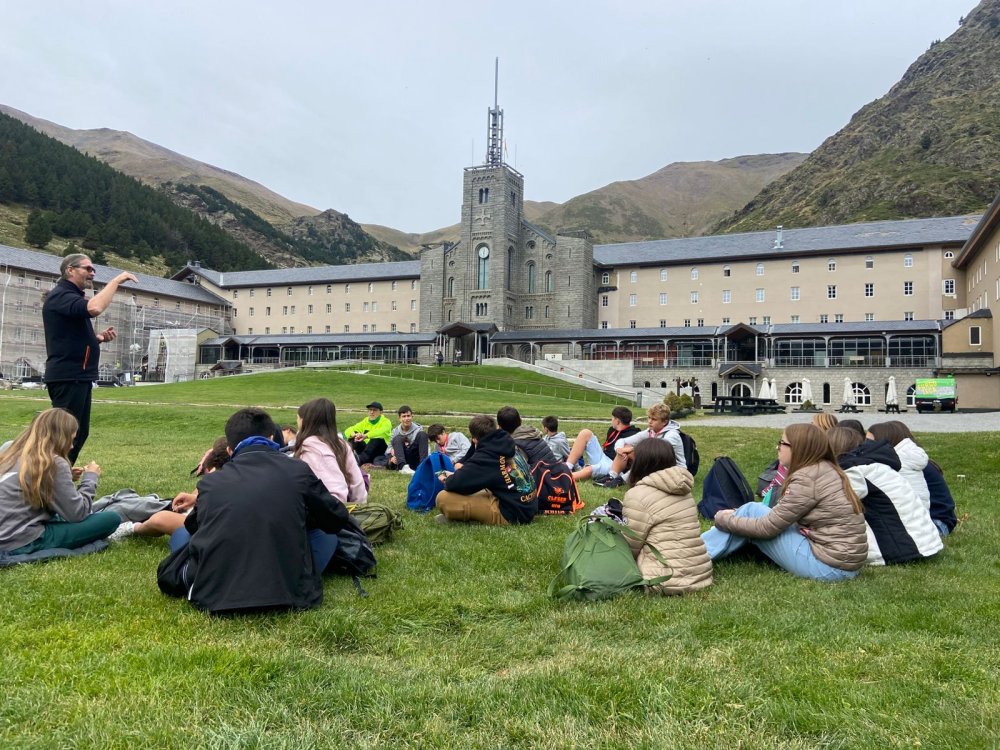 DiariEducacio's tweet photo. Magnifica Schola. Tres reptes actuals pel rol central de l’escola humanista en els temps de la IA

✍️ @Eloi_Aran @FECC_educacio

https://t.co/fdGesltqJV https://t.co/V2up4zjclQ