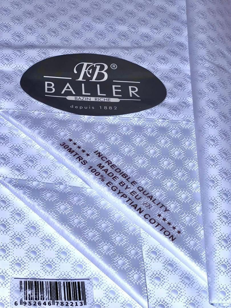 abdoulllmuhd's tweet photo. All whites !🤩

N10k per yard https://t.co/9DFSlql6NE