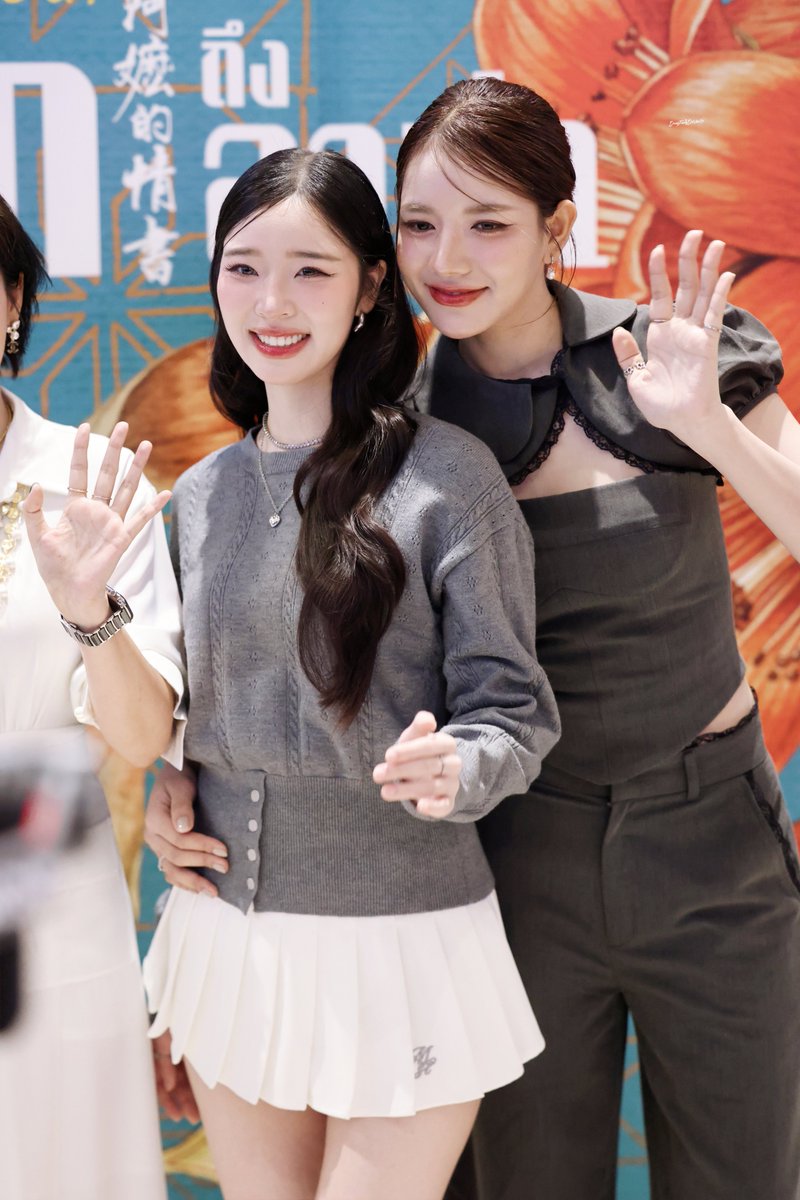 eastern0122's tweet photo. 🫶🫶🫶🥰

DearyouinThailand  x MAMC 

#จดหมายรักถึงอาม่า
#MieAya
#miephat
#ayaorapan https://t.co/OCYb2Akv4j