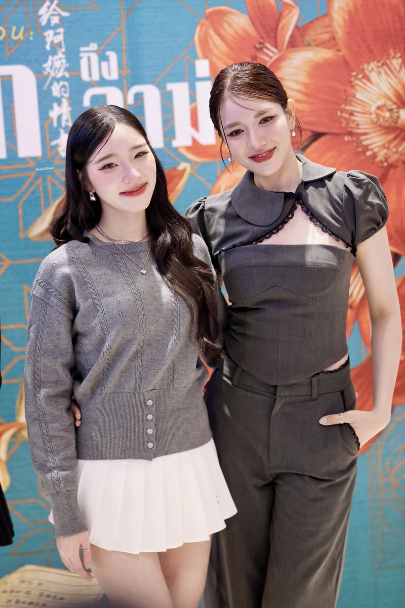 eastern0122's tweet photo. 🫶🫶🫶🥰

DearyouinThailand  x MAMC 

#จดหมายรักถึงอาม่า
#MieAya
#miephat
#ayaorapan https://t.co/OCYb2Akv4j