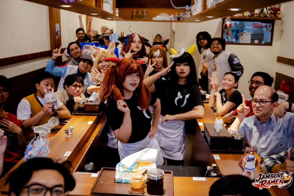 Cossportid's tweet photo. Has anyone ever combined cosplay, Umamusume, and REAL ramen into one project before?

We just did. First in the world. 🇮🇩

Jambore Ramen umamusume Community Projcet Ramen  where trainers, cosplayers, and real ramen collide.

#JamboreRamen #Umamusume #TrancenRamen #Cosplay https://t.co/CJJLqvdRdc