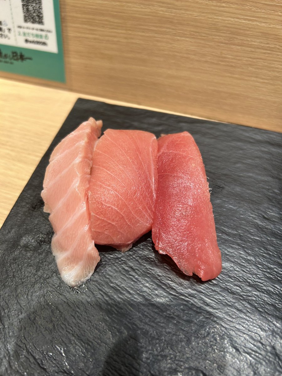 ren__muscle's tweet photo. マグロ3貫 https://t.co/eBRKpeQSxG