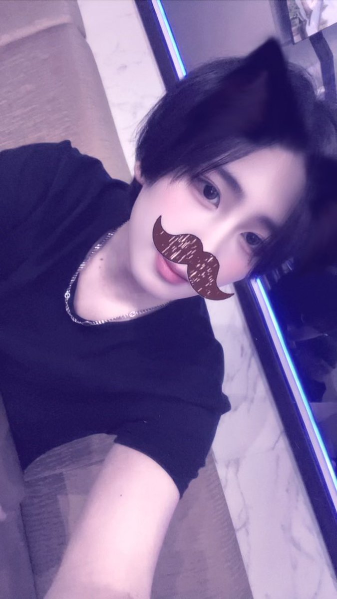 fantasia_umimg's tweet photo. 前髪ない方が楽よね

#自撮り界隈　#いいね返し https://t.co/8XH7OvGF4A
