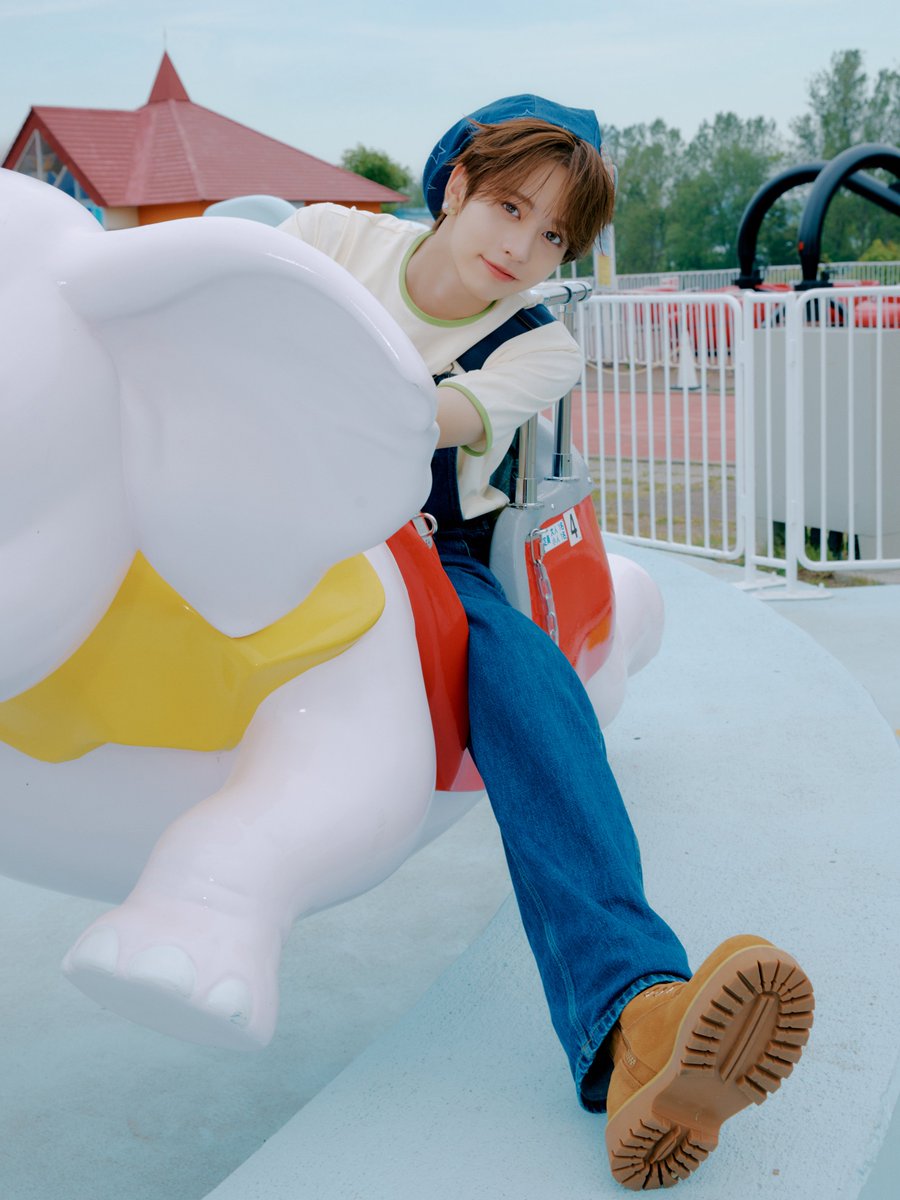 Official_VIBY's tweet photo. VIBY 3rd Digital Single 
 'Gotcha (ガチャ)' Concept Photo

AKITO Ver.

VIBY - 'Gotcha (ガチャ)'
🎬Music Video
2026.08.05 20:00 (JST)

🎧Streaming & Download 
2026.08.05 0:00 (JST)

🎵 Pre-save/Pre-add
https://t.co/MEzYbTBhOB

#AKITO
#VIBY #バイビー
#VIBY_Gotcha #VIBY_ガチャ
#RiiMJ