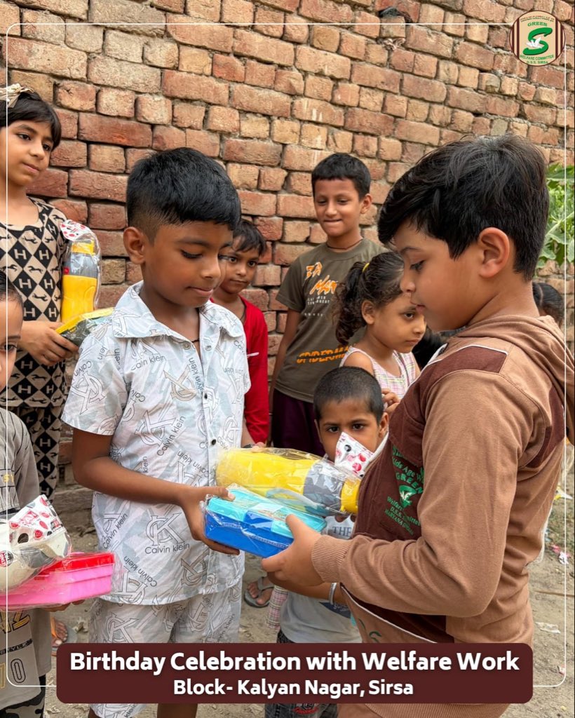 GreenSwelfares's tweet photo. Can a little child make a difference in the world? Nine-year-old Dhairya, a member of the Shah Satnam Ji Green 'S' Kids' Age Warriors, just did!
On his 9th birthday, he distributed tiffin boxes and water bottles to destitute children. He also cut his birthday cake with them, sharing delicious snacks and treats.
Little heart, big act of compassion! This is how Saint Dr. Gurmeet Ram Rahim Ji's noble teachings are instilling the values of humanity in young minds.

Block: Kalyan Nagar

#ActsOfKindness #BirthdayWithPurpose #InspiringYouth