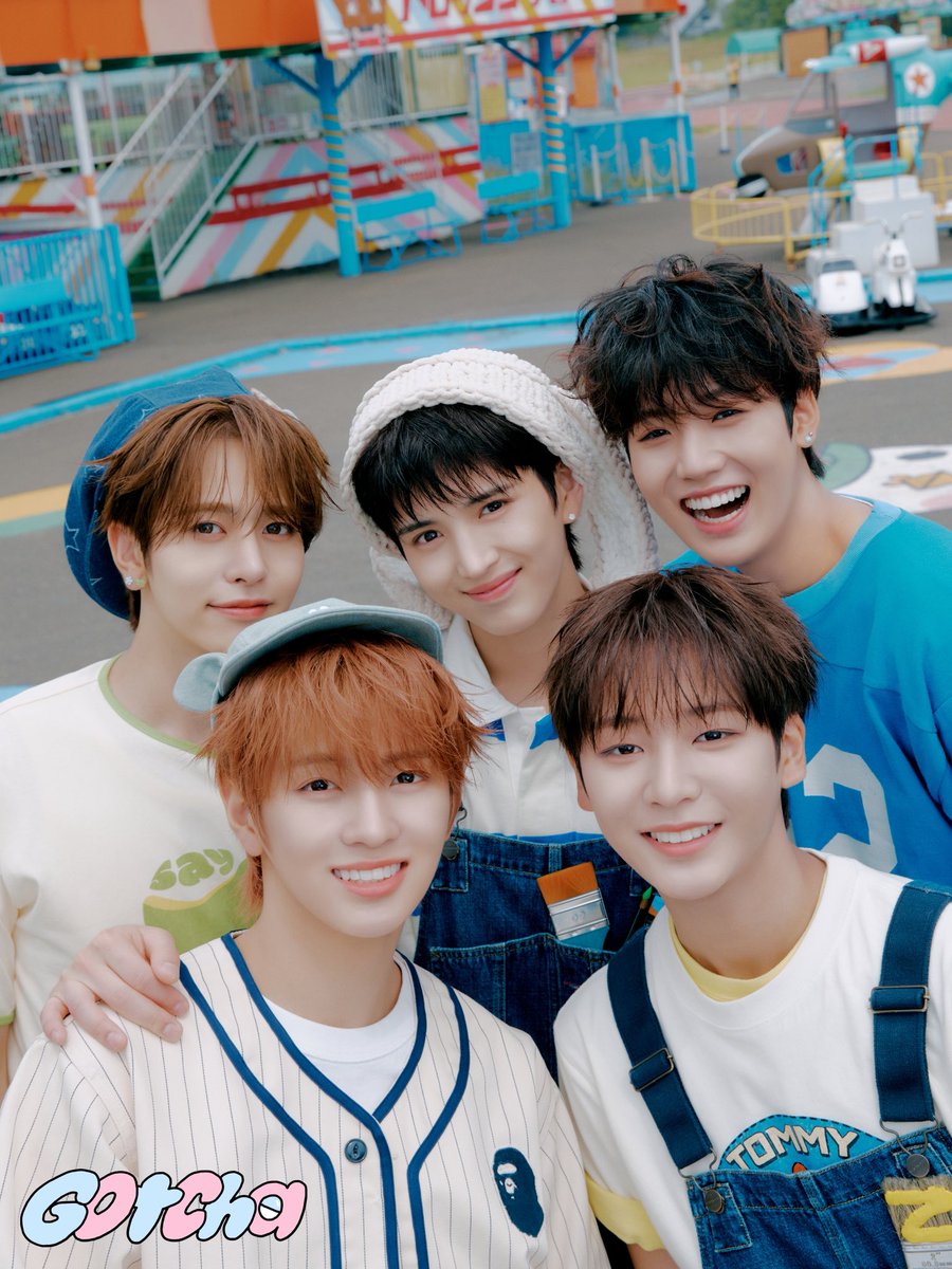 Official_VIBY's tweet photo. VIBY 3rd Digital Single 
 'Gotcha (ガチャ)' Concept Photo

VIBY - 'Gotcha (ガチャ)'
🎬Music Video
2026.08.05 20:00 (JST)

🎧Streaming &amp; Download 
2026.08.05 0:00 (JST)

🎵 Pre-save/Pre-add
https://t.co/s8hriMJ6IU

#VIBY #バイビー
#VIBY_Gotcha #VIBY_ガチャ
#RiiMJ https://t.co/BmIM2IyeTG