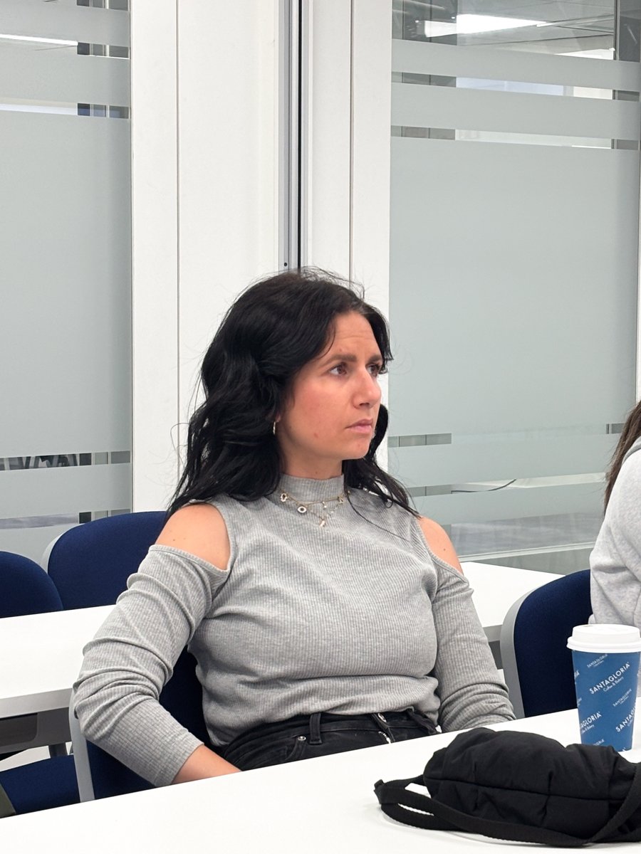 Nextibs's tweet photo. 🗣️Así fue nuestro Taller de Orientación Laboral sobre cómo gestionar tu red de contactos con Lorena Arráiz.

Nuestros alumnos han aprendido cómo crear y gestionar conexiones que generen oportunidades.🦾

¡Seguimos apostando por una formación que va más allá del aula! 🚀 https://t.co/TbdOyFzVoF
