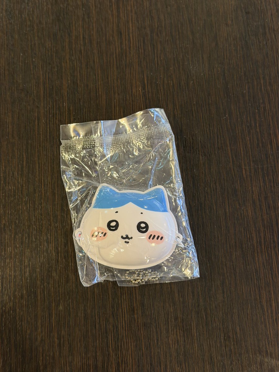 LjsXp's tweet photo. ちいかわ ミニチュアおめん 交換

【譲】ハチワレ

【求】ちいかわ

出先のためIDなしです。
検索からもお気軽にお声掛けください。

郵送希望です。
（日によっては横浜駅手渡し） https://t.co/38p5P5hQha
