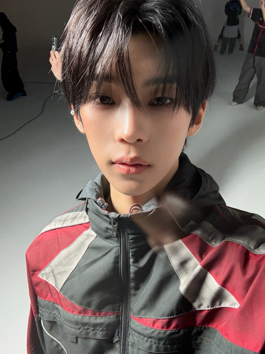 idntt_cosmo's tweet photo. 감사한 순간

#idntt #아이덴티티
#unevermet #김도훈 #kimdohun https://t.co/BLYOEwVzAA