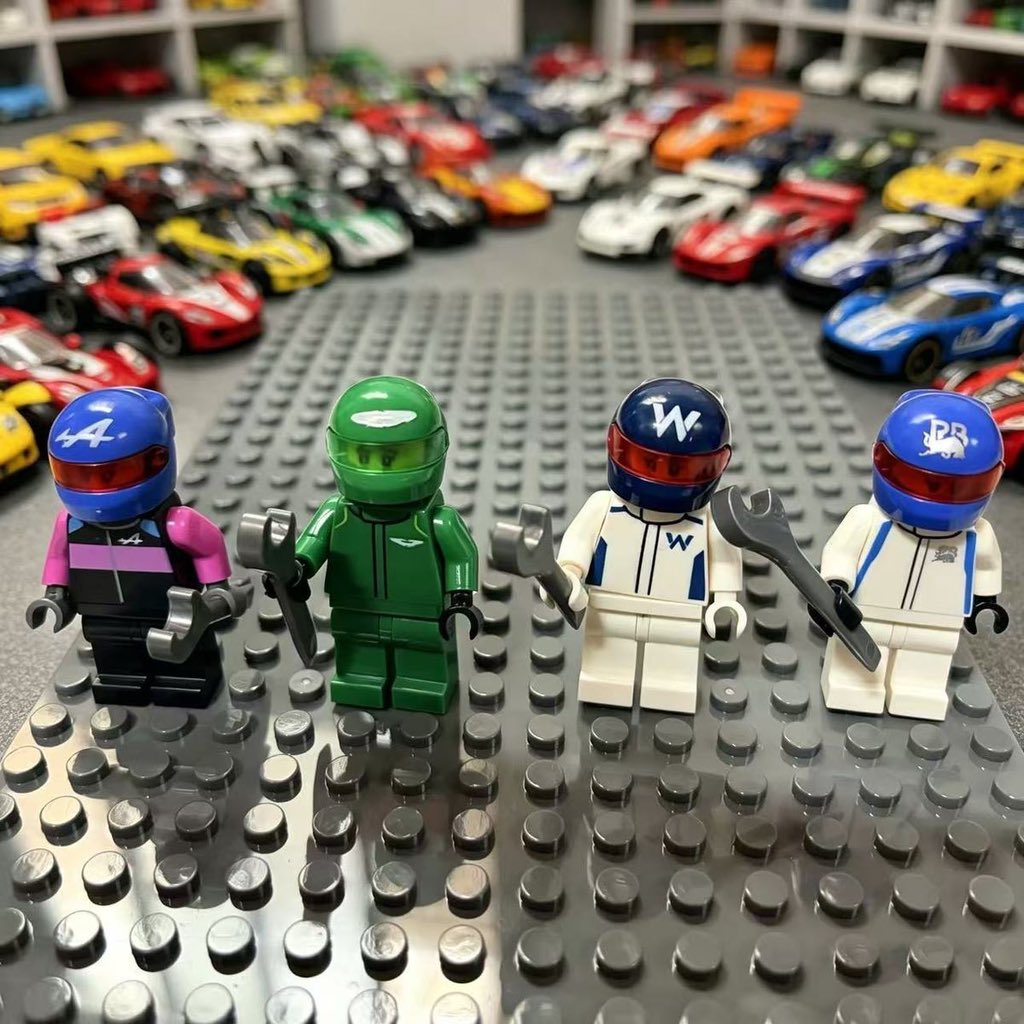 sharingoyi's tweet photo. [#oyipo] po ch 🇨🇳 — f1 lego 

💰25.000/pcs

☆ avail team : ferrari | mercedes | red bull silver | red bull blue | aston martin | williams | alpine | haas | mclaren 

🗓️ close : august 5th, 2026
link go : https://t.co/m2QPLMeQde

✅ est bersih ina (inc. air cargo tax 3-4 weeks)
❌ exc. adm shopee & packing

📍 dom surabaya

dm if you're interested <3