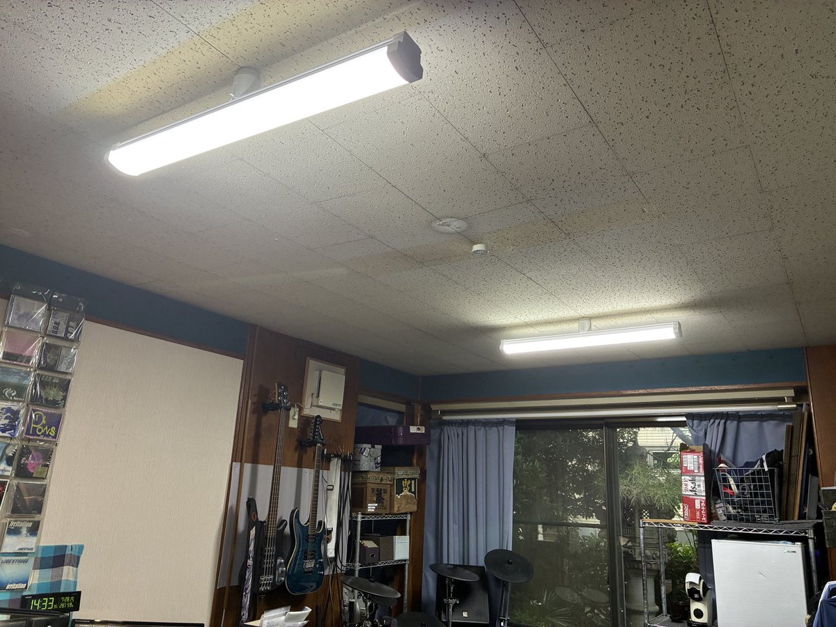 yosuke_drums's tweet photo. 仕事部屋の照明をLEDに交換！
めっちゃ明るっ！！

東京ゼロエミポイント使ったら半額ぐらいで交換できた♪
助かる☺️ https://t.co/HE222YF0k1