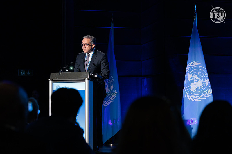 GabrielMariya's tweet photo. From dialogue to delivery.

Across the Global AI Governance Dialogue, #AIforGood &amp; #WSIS20, @UNESCO advanced human-centred #AI through new partnerships, publications, capacity-building initiatives &amp; global dialogue.

Explore the highlights from Geneva ⬇️
https://t.co/yaqSksZDDw https://t.co/d1zvXmxq2L