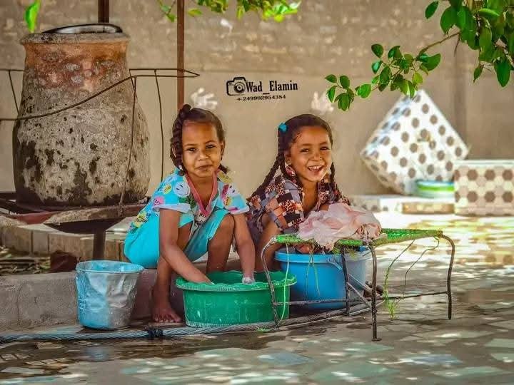 realmohammed20's tweet photo. الا باكر يا حليوة لما أولادنا السمر يبقو افراحنا البنمسح بيها أحزان الزمن ❤️🌻 https://t.co/vPP0a7CGTY