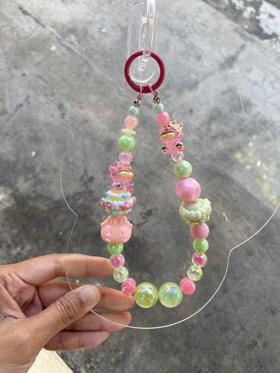 jagdhit's tweet photo. Gaes adakah yang suka lucu2 kek gini? 🥹
30k aja gaes
#straphp #bangcharm #ganci https://t.co/82CG69enUU