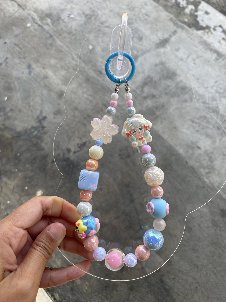 jagdhit's tweet photo. Gaes adakah yang suka lucu2 kek gini? 🥹
30k aja gaes
#straphp #bangcharm #ganci https://t.co/82CG69enUU