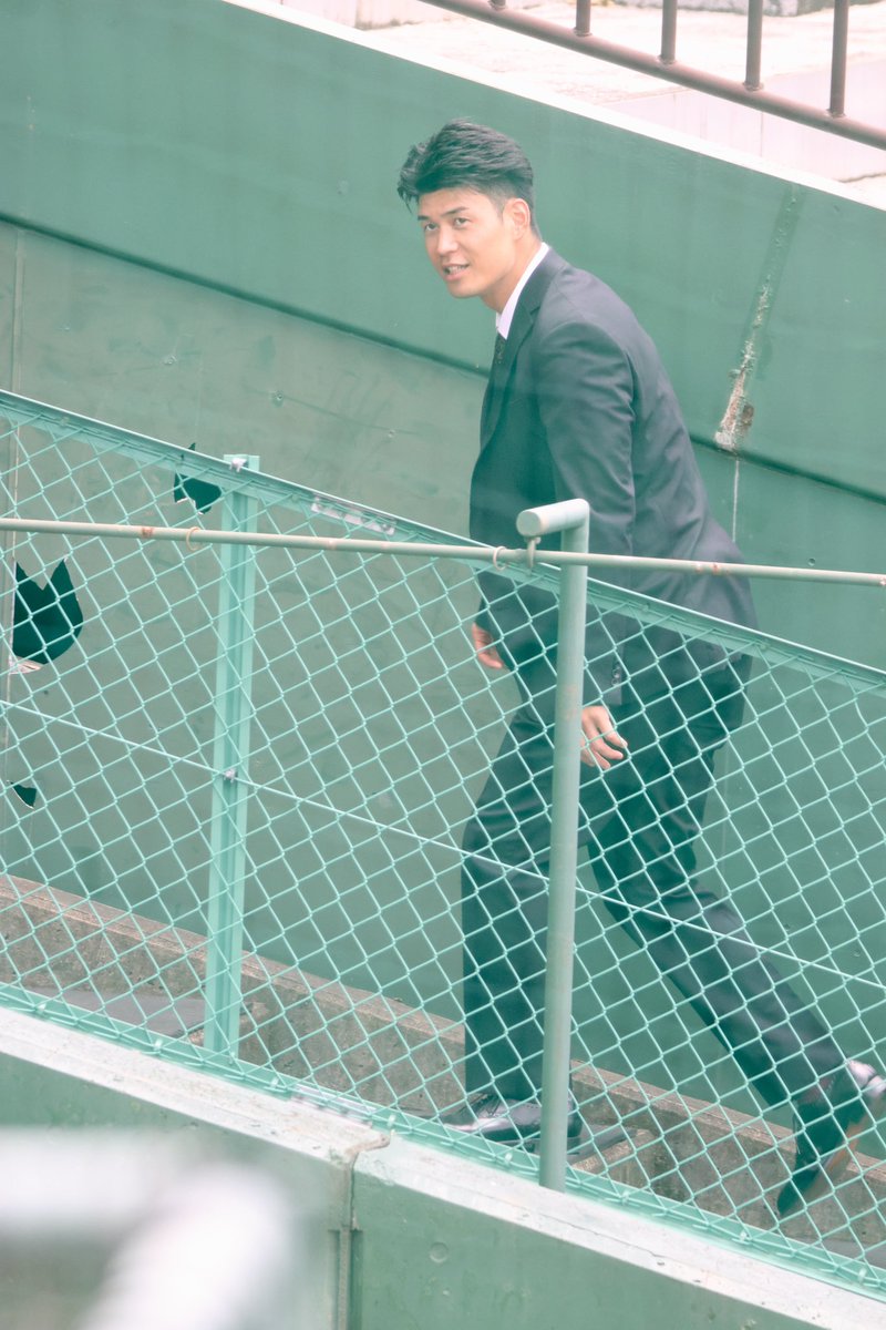emiii2528's tweet photo. 楽人さんありがとうございました🥲
西武でも頑張ってください！⚾️

ドームでのサヨナラヒットは
とってもカッコよかったです👏

#若林楽人 https://t.co/ySWAhXpTeS