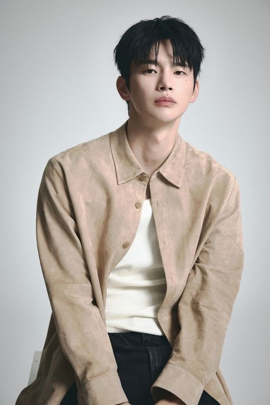 Whatsup_Inguk's tweet photo. [#NEWS] 
‘올해 마흔’ 서인국 “40대에도 설렐 수 있게 최대한 열심히 관리할 것”[EN:인터뷰②]

▶️ https://t.co/gu9fzU0yD1

#서인국 #SeoInGuk #ソ・イングク 
#tvN #내일도출근 #SeeYouatWorkTomorrow
#강시우 #인터뷰
#스토리제이컴퍼니 #Storyjcompany https://t.co/bAewLlVKsn