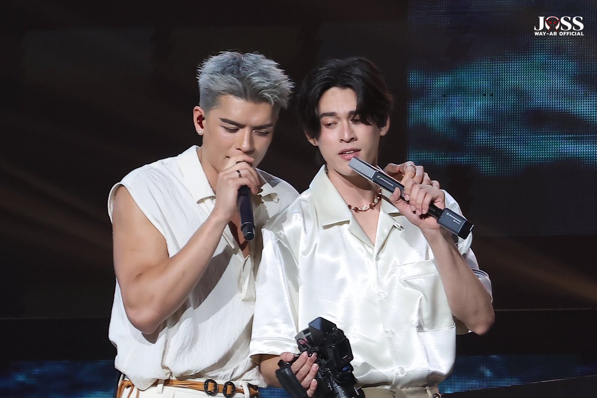 JossWayarofc's tweet photo. เราเรียกสิ่งนี้ว่า “ความสุข” 

#JossGawinConcert
#JossWayar #JossGawin https://t.co/8SQxpxUt5a