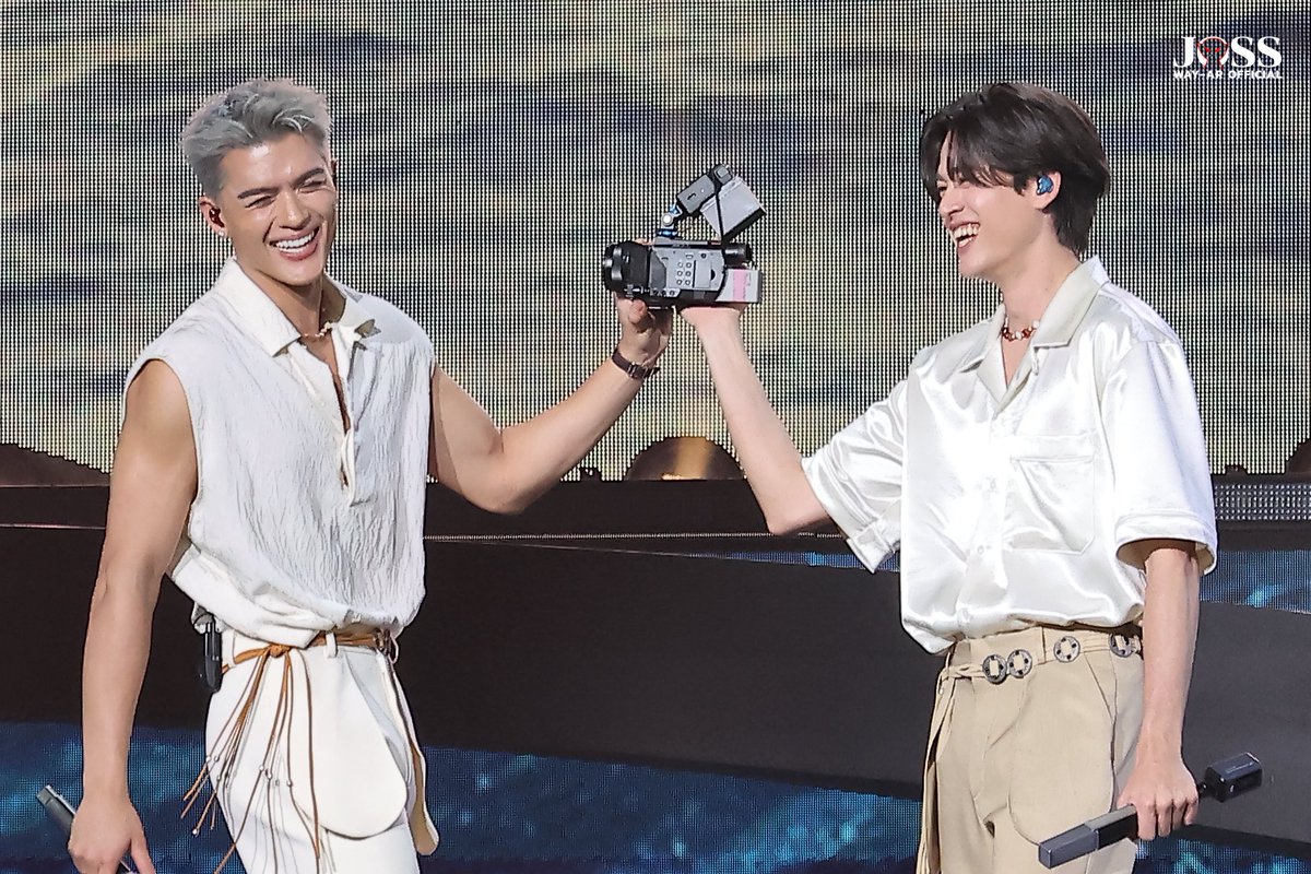 JossWayarofc's tweet photo. เราเรียกสิ่งนี้ว่า “ความสุข” 

#JossGawinConcert
#JossWayar #JossGawin https://t.co/8SQxpxUt5a