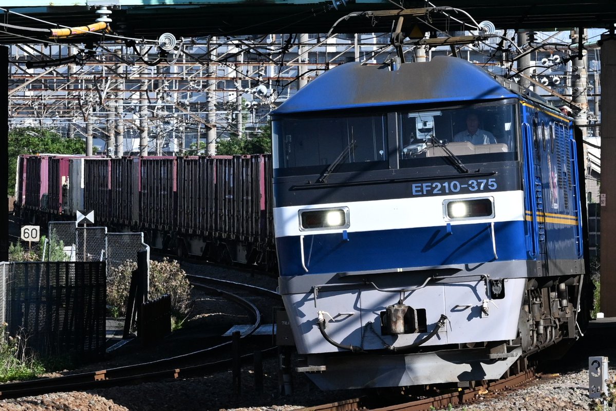 shimada2022's tweet photo. #EF210-108 8763レ  EF210-120 8571レ  EF210-375 77レ  2026年7月29日撮影
きょうの貨物列車（架線の影、ご容赦ください）。ご一緒した皆さん、お疲れさまでした https://t.co/jgIS7bDmnt