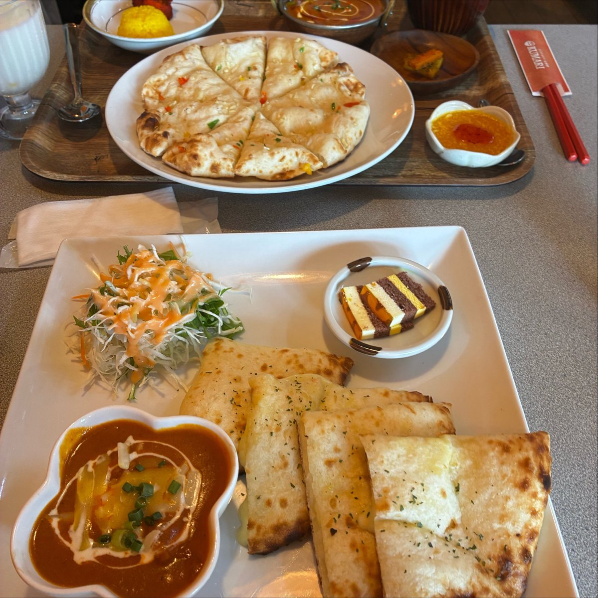 FOX____90960790's tweet photo. とも台（爆美女）とカレーご飯🫶🫶 https://t.co/ZpINZMfg94
