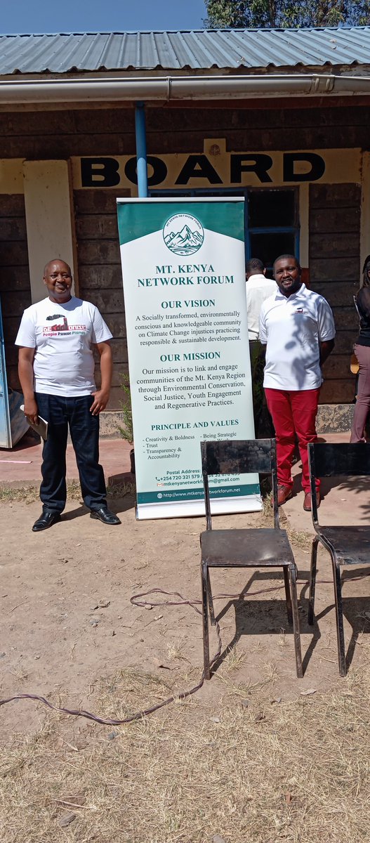 MtKenyaNetwork1's tweet photo. A just transition means putting people first. Communities deserve clean energy, decent jobs, and a healthy environment—not pollution & broken promises.Together we can build a future powered by renewable energy.
#JustTransition #StopCoal #ClimateJustice @deCOALonize @ajws https://t.co/cWeOixl88Z