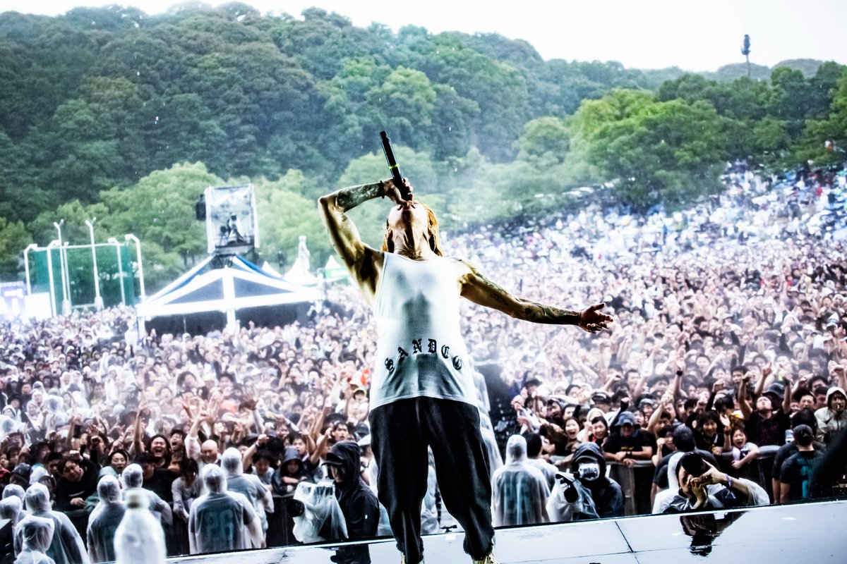 realsoundjp's tweet photo. ▬▬▬ ⚡️『京都大作戦2026』 ライブ写真到着 ⚡️ ▬▬▬

📸写真ギャラリーはこちら！（全54枚）
https://t.co/Vbkcanui7o

🎙️10-FEETと“夢”を分かち合った名シーン尽くしの2日間
https://t.co/yw3KcrZO1m https://t.co/SS4xkAC12w