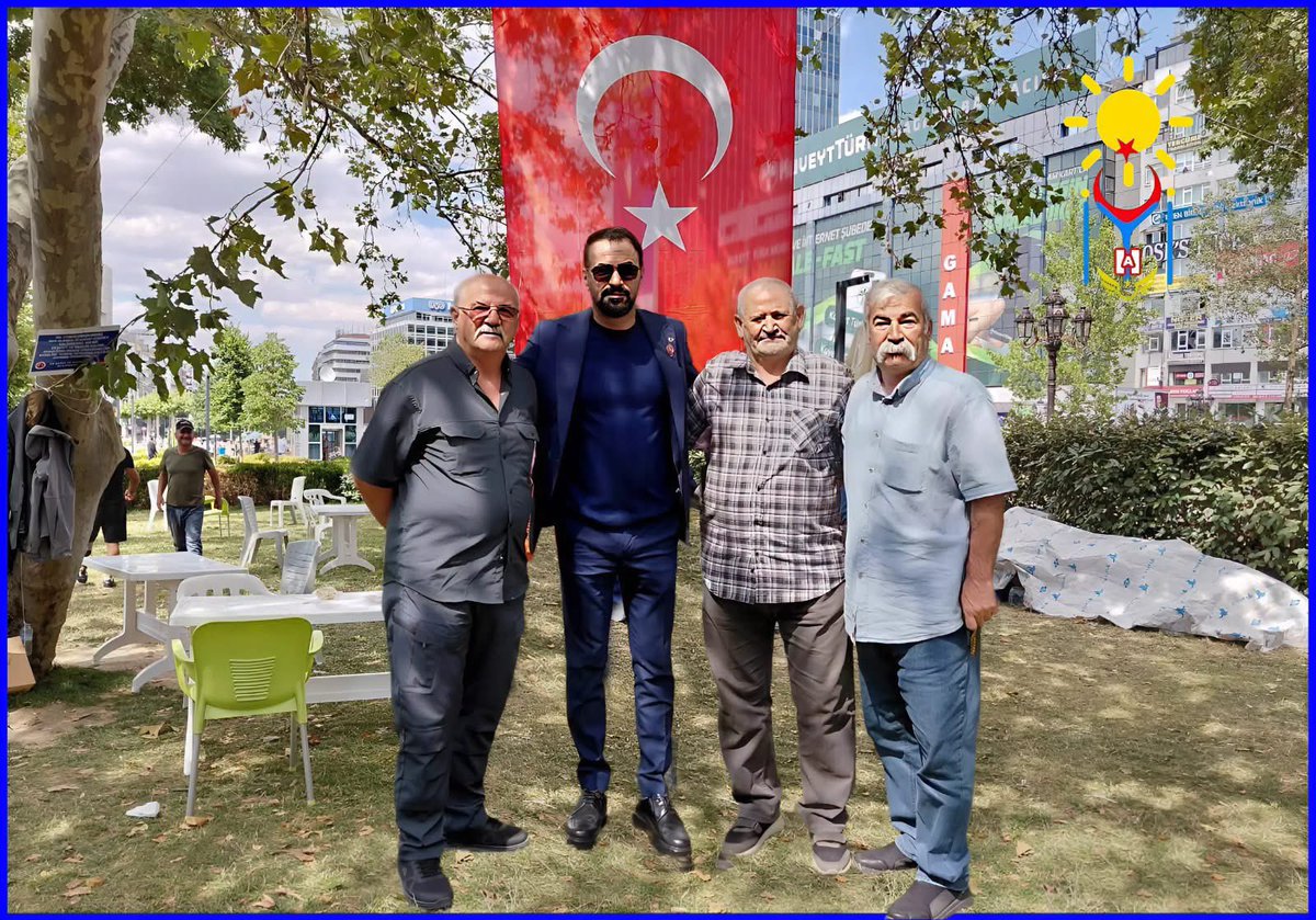 GaziTemder's tweet photo. Şehit ve Gaziye Ahde Vefa
 Şehit ve Gaziye Ahde Vefa Borcunu Ödemek İsteyenler Güvenpark’a Akın Etti.
Güvenpark’taki Eyleme Katılım Sağlayan Vatandaşları Genel Başkanımız Gazi Emrullah Aktaş Karşıladı.. 
#GazileriminYanındayım https://t.co/RdjQqDqIUP