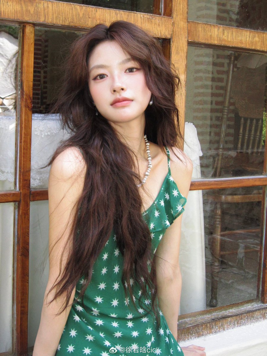 iichan_ri's tweet photo. สวยมาก สาวสวยกับหน้าร้อน สวยที่สุด🧃🍏🥑 https://t.co/eIwqA20siN