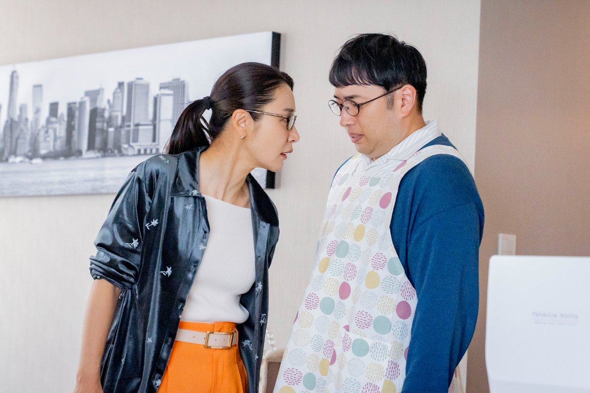 ctv_dorama's tweet photo. 家族の裏の顔が明らかに…
第5️⃣話は今夜24:24〜🌹

#おちたらおわり 全話無料配信中▼
https://t.co/DizyP9qQqp
OA前におさらい！3話までのダイジェストも✨ https://t.co/mmT5AVk03h