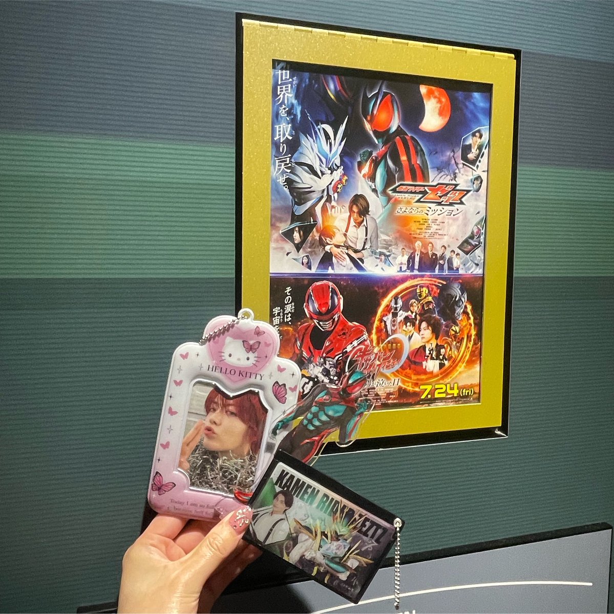 ___yutter1026's tweet photo. ゼッツ映画みてきた‼️何から話せばいいかわかんないけどとりあえず悠太くんかっこよすぎて普通に声出そうだったｗｗｗｗｗなんで変身しないんだよ‼️😭ｗｗｗｗｗあとは紅覇が出てきたのうれしすぎたしゼロ出てきて莫にハグしたとこで涙こぼれ落ちたｗｗｗｗｗ全てが胸熱でした‼️ありがとうゼッツ‼️ https://t.co/3UMF8FoKzx