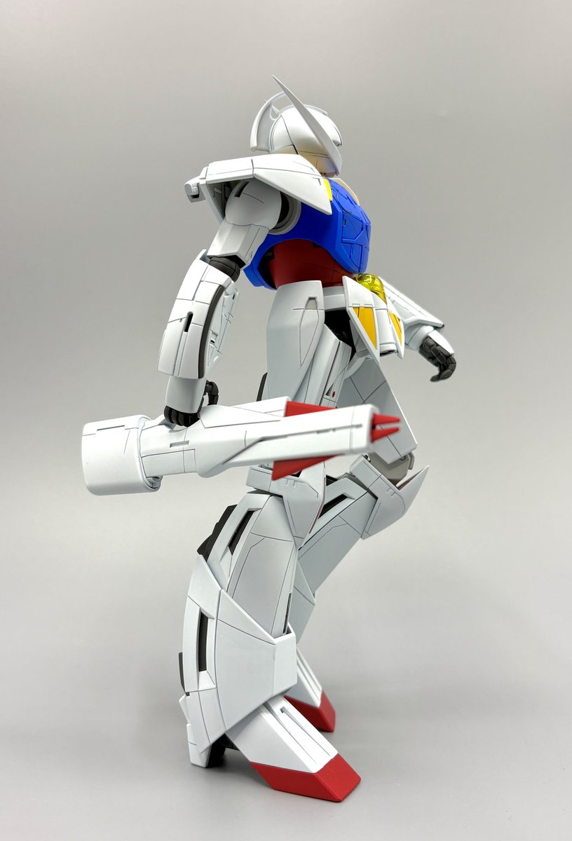 keiu0321's tweet photo. 今月はターンエー

脚のラインが好きすぎるので作れて良かったヽ(´ー｀)ノ

 #今月作ったプラモ晒そうぜ https://t.co/RIxXFXgDXk