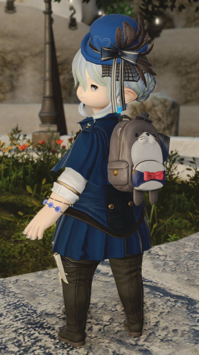 patton_ff14's tweet photo. え！？バッグ見て見てポーズ！？！？ https://t.co/H07VgOzDca