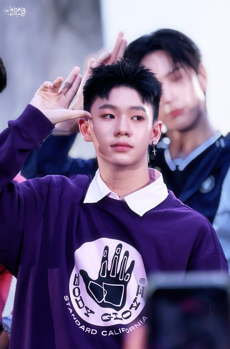 ChltongTong's tweet photo. ‘ 𝙁𝙪𝙩𝙪𝙧𝙚 𝘼𝟬𝟯 —  ’

                ; #Forjor_Future
,  @FewforfunO11 https://t.co/DURMRIPYhQ