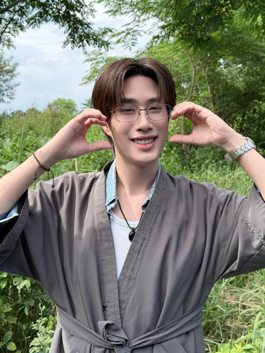 TLEOFFICIALTH's tweet photo. มาง้องะ 🥺

#เขมจิราตอนพิเศษถ่ายละเด้อ
#TleFirstone #เติ้ลเฟิร์สวัน 
#TLE_mtm #Firstone ♡ https://t.co/xr0L0GpM2T