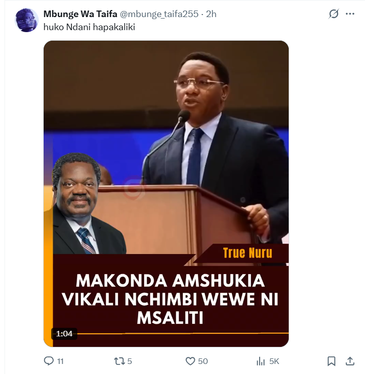 Baradhuli2's tweet photo. Shida ya wabongo huwa hawafatilii vitu na niwepesi wa kusahau, hii video niyataklibani miezi mnne nyuma leo hawa vikaragosi ndio wameamua wafanye agenda.

Hatutaacha kuwakosoa mpaka muhamie facebook humu muhame😂🫵 https://t.co/yjdLorLH8G