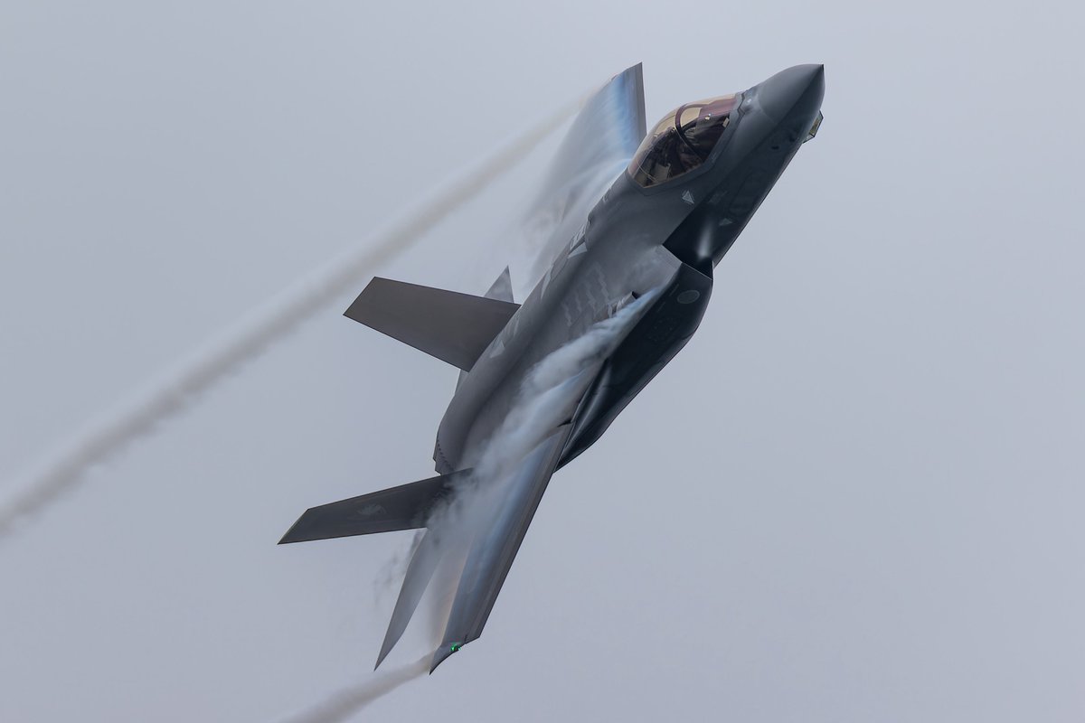 potettan620's tweet photo. F-35Aデモフライト
#過去pic https://t.co/zM1yFrCptV