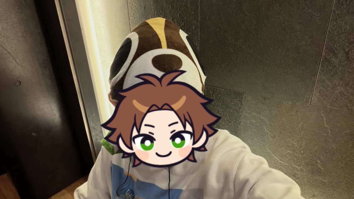 uratasama_kari's tweet photo. 汗かきすぎて頭に巻いてるけど

まさかこういう使い方だったんだ.. https://t.co/5sLpUp5Vwd