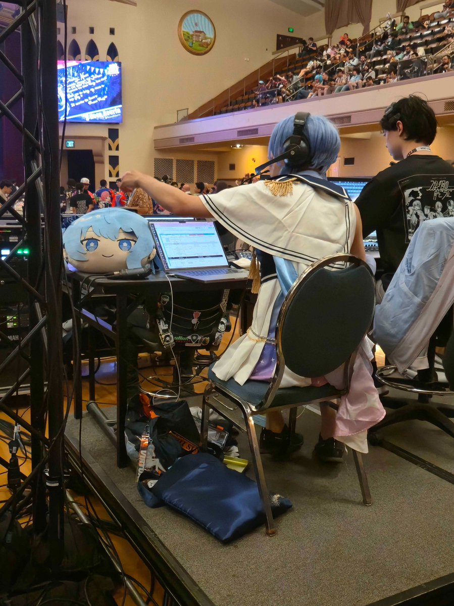 SACCFFT's tweet photo. My thoughts and feelings with regards to OffKai and Gen 5

Please listen to Chance Meeting while reading this I cried a lot
https://t.co/qxil66JVOD
https://t.co/A5rv1WDSJx
#OffkaiGen5 https://t.co/8tf7CWKWcv